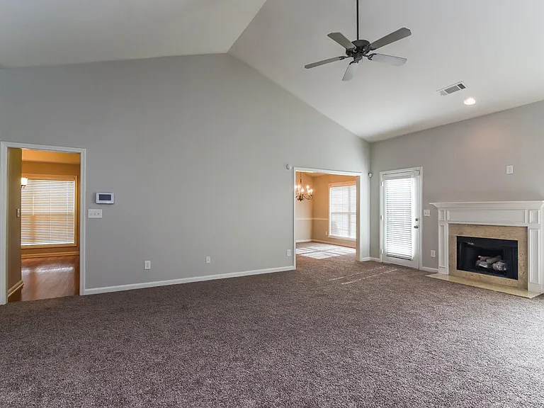 833 Creek Bottom Rd — Photo 4