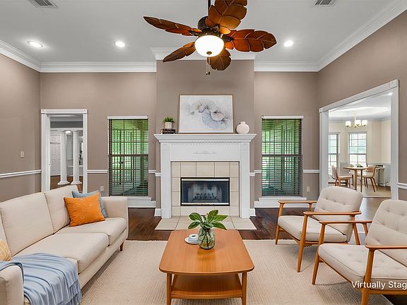 4th image of 10336 Meadowview Dr