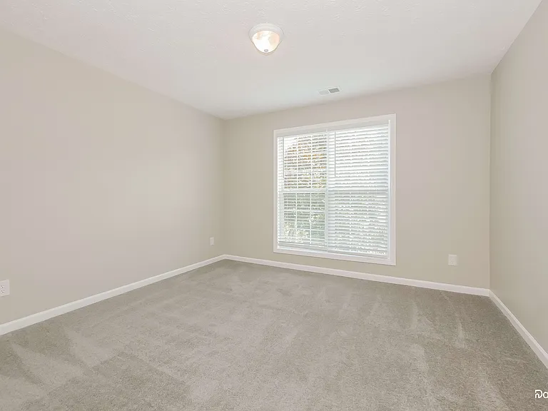 770 Millstone Dr — Photo 12
