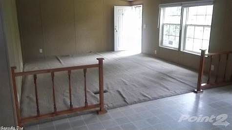 3rd image of 513 Zachary Ln
