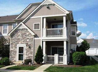 2275 Aurora Dr UNIT 2, Pingree Grove, IL 60140