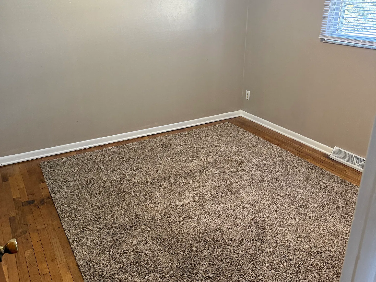 505 & 507 Linden Ln — Photo 4