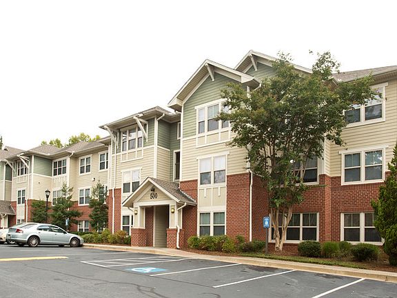 3rd image of 222 Tuskegee St SE APT 509