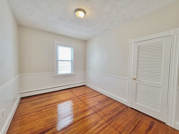 5th image of 524 Charles St #2F