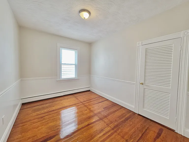 524 Charles St #2F — Photo 5