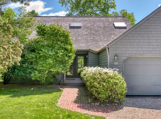 62 Huckleberry Ln, East Hampton, NY 11937