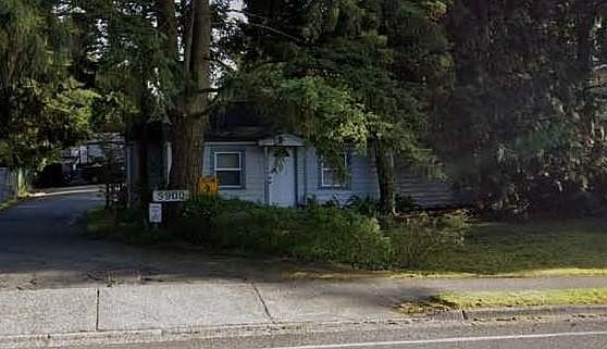 1st image of 5902 200th St SW