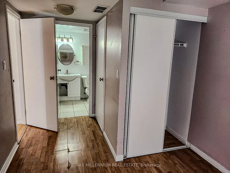46 Western Battery Rd #837 — Photo 21