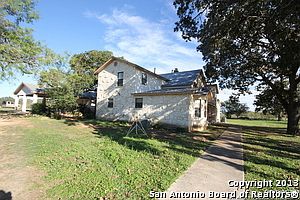 4th image of 3840 County Road 434