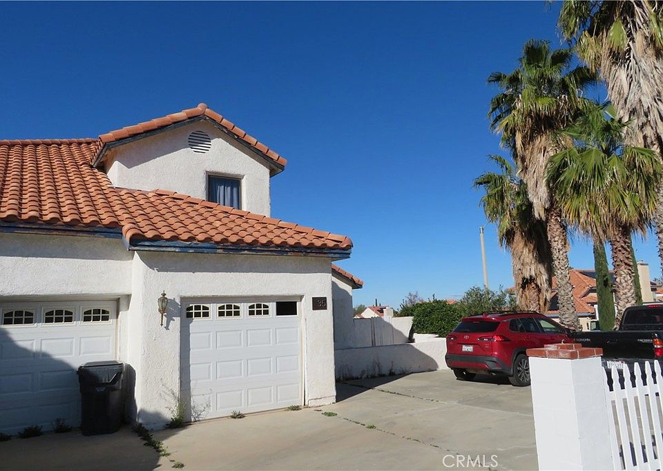 1st image of 435 Questa Ct