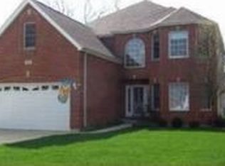 634 S Saylor Ave, Elmhurst, IL 60126