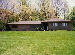 76 Ligo Rd, Mercer, PA 16137