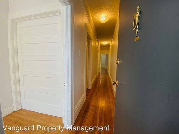 2nd image of 3926 Sacramento St