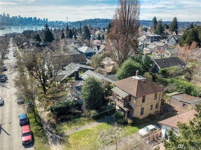 4131 Corliss Ave N, Seattle, WA, 98103
