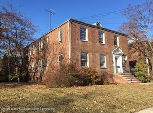 181 3rd St, Staten Island, NY 10306