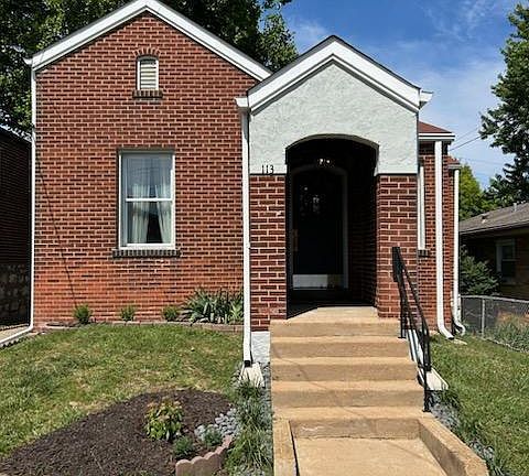 3rd image of 113 E Goetz Ave