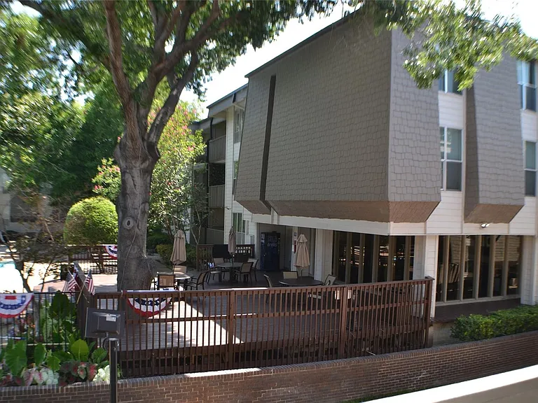 4859 Cedar Springs Rd #255 — Photo 15