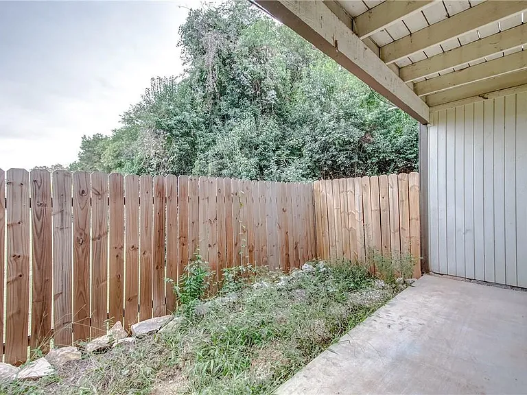 4307 S 1st St #108 — Photo 25
