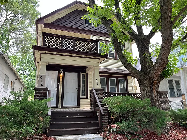 2864 N Pierce St — Photo 1