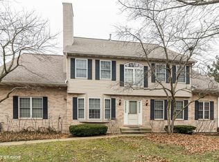 1460 Laurel Oaks Dr, Streamwood, IL