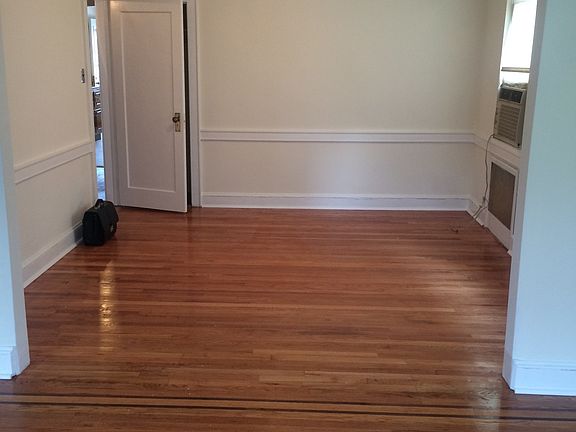 5th image of 2027 27th St
