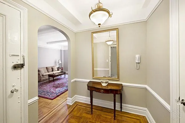 Sold by Compass | media 3