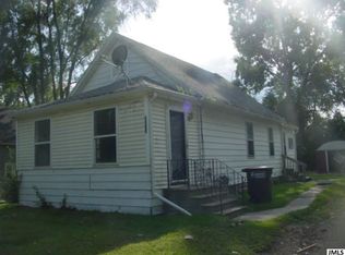 2008 Woodsum St, Jackson, MI 49203