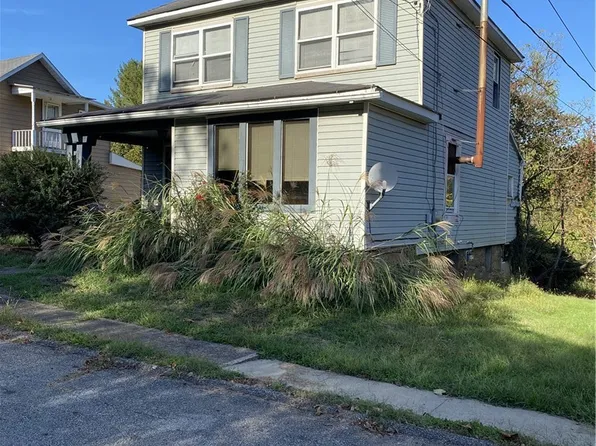 384 Market St, Clarksville, PA 15322