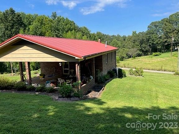 3rd image of 3509 Lynn Pl
