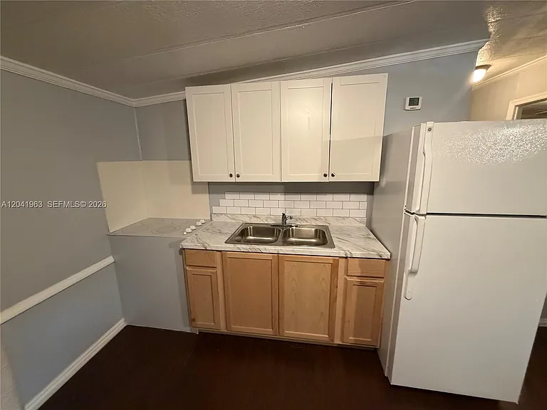20606 NW 55th Ct #B — Photo 7