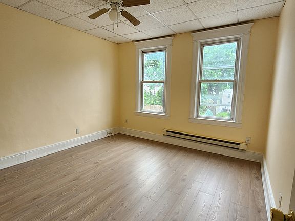 5th image of 17 W 15th St #4