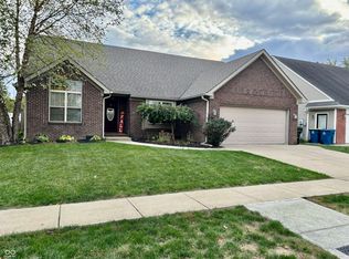 4363 W Summerhaven Dr, New Palestine, IN 46163