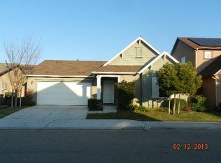 559 S Bundy Dr, Fresno, CA 93727