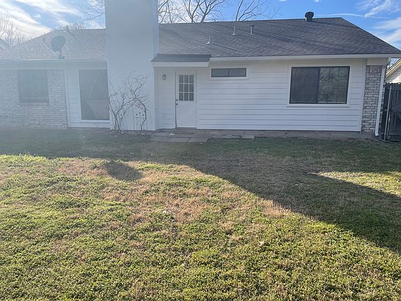 4th image of 127 Brockway Dr