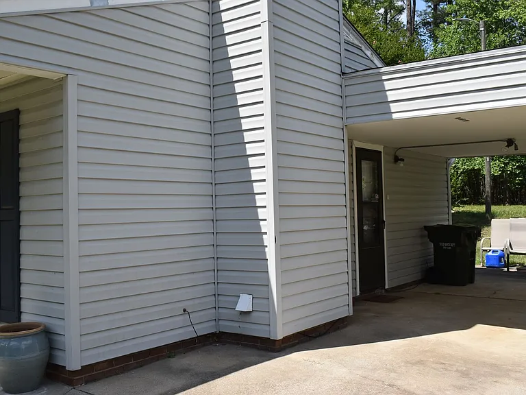 209 Reynolds Ave — Photo 17