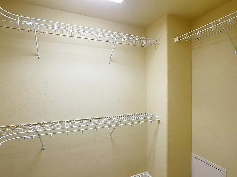 8586 Silver Coast St — Photo 24