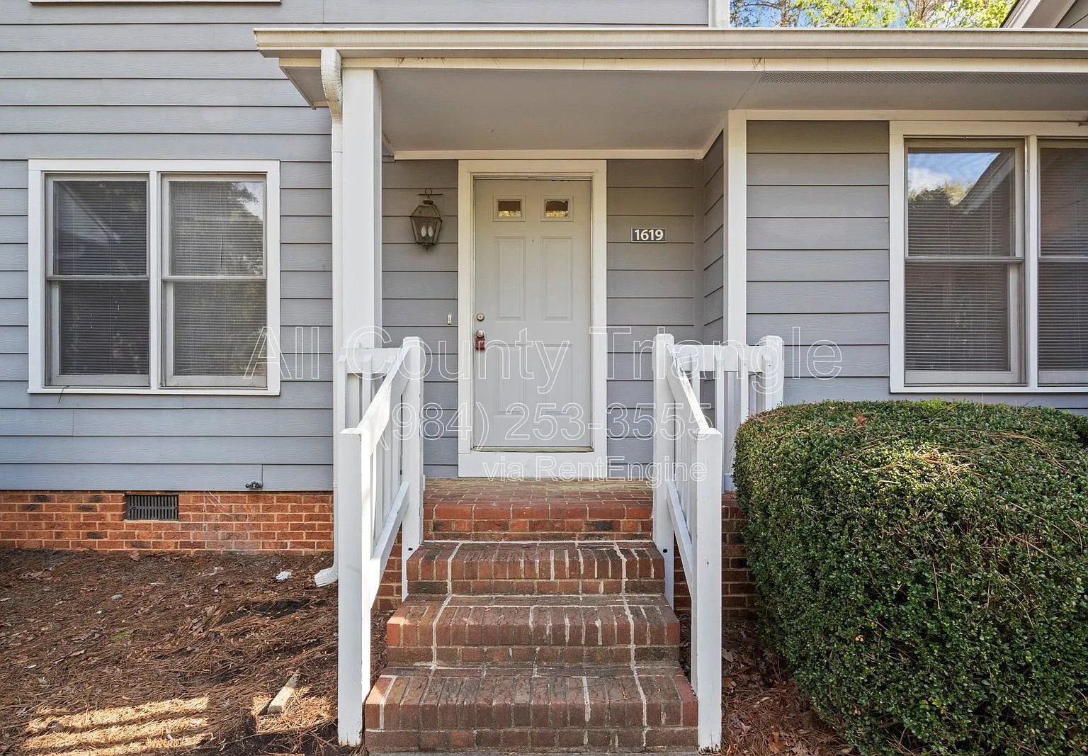 3 bed, 3.0 bath, 1748 sqft, $1,995 — Photo 4