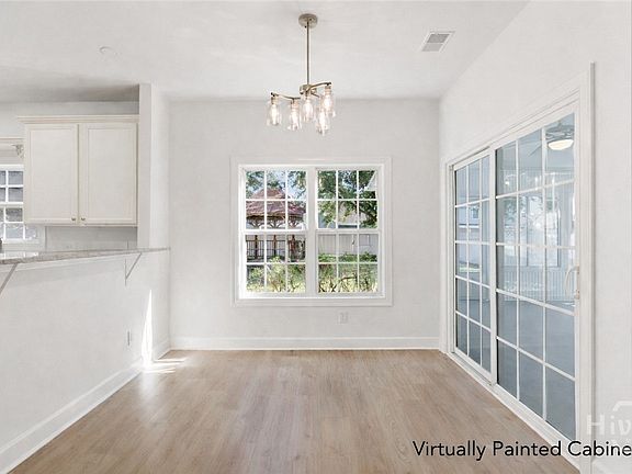 5th image of 18 Stone Gate Court