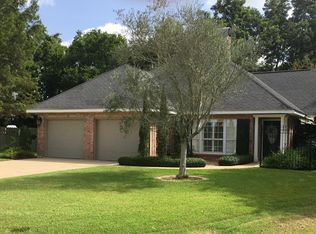 401 Goodwood Cir, Lafayette, LA 70508