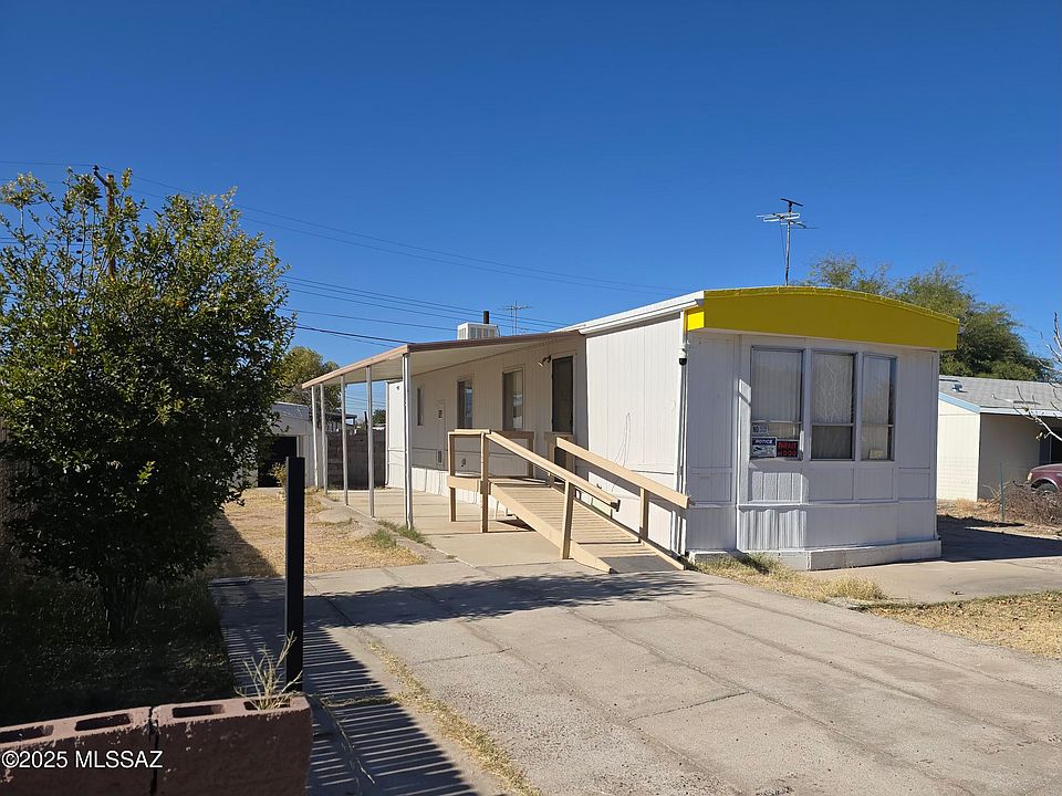 1st image of 4701 N Camino Feliz