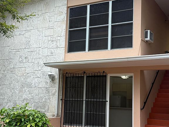 3rd image of 36 Santillane Ave APT 1