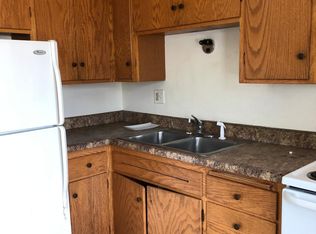 115 13th Ave S #B1, Hopkins, MN 55343