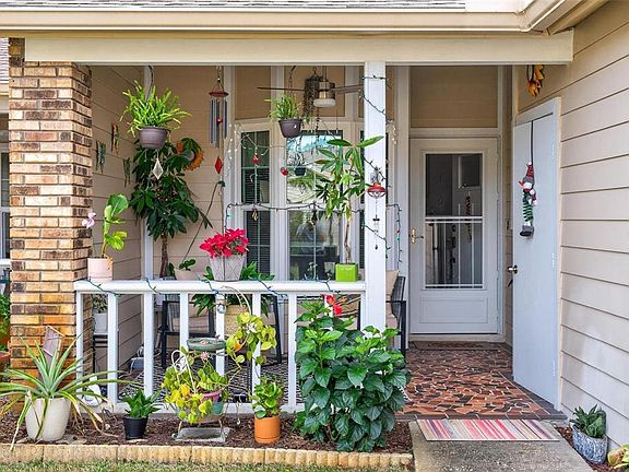 4th image of 6506 Thicket Trl