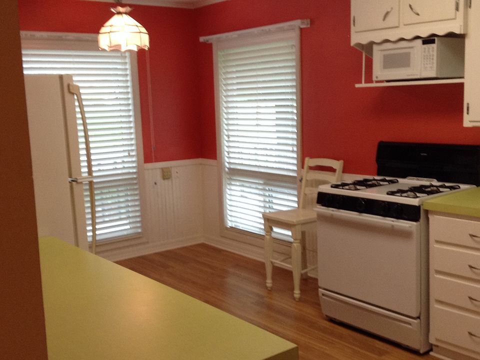 2nd image of 1369 McPherson Ave