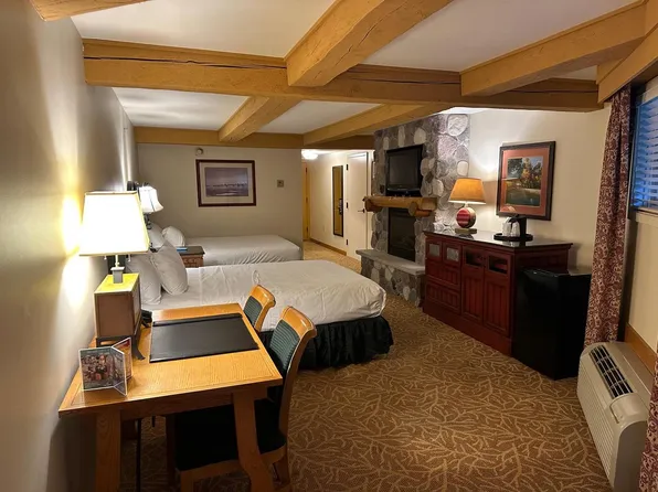 2400 East Geneva STREET #1812, Delavan, WI 53115