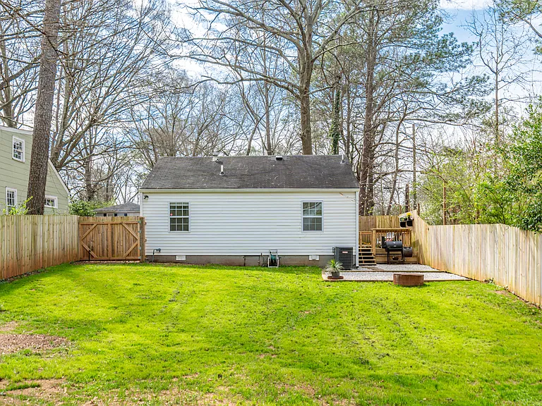 2234 Brunswick Ave — Photo 25