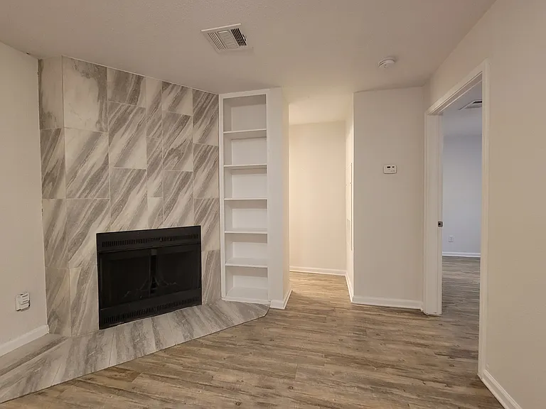 Oak Bend — Photo 40