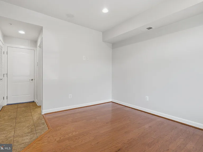 3589 Katherine Way — Photo 5