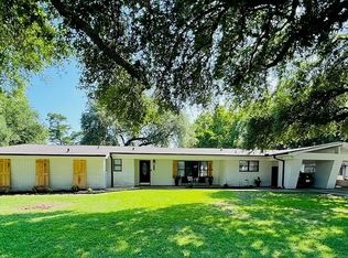 1605 N 32nd St, Nederland, TX 77627