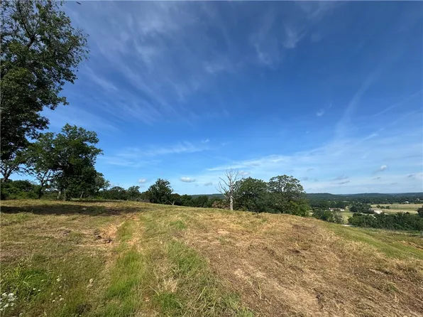 12782 Centerpoint Church Rd, Prairie Grove, AR 72753